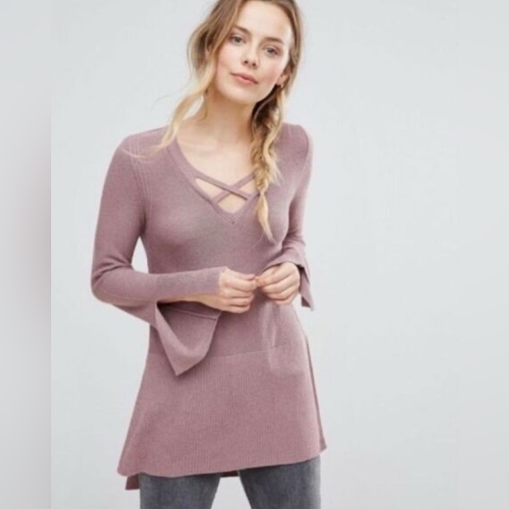 Free People Crisscross Tunic Sweater
Size Small - Picture 1 of 7